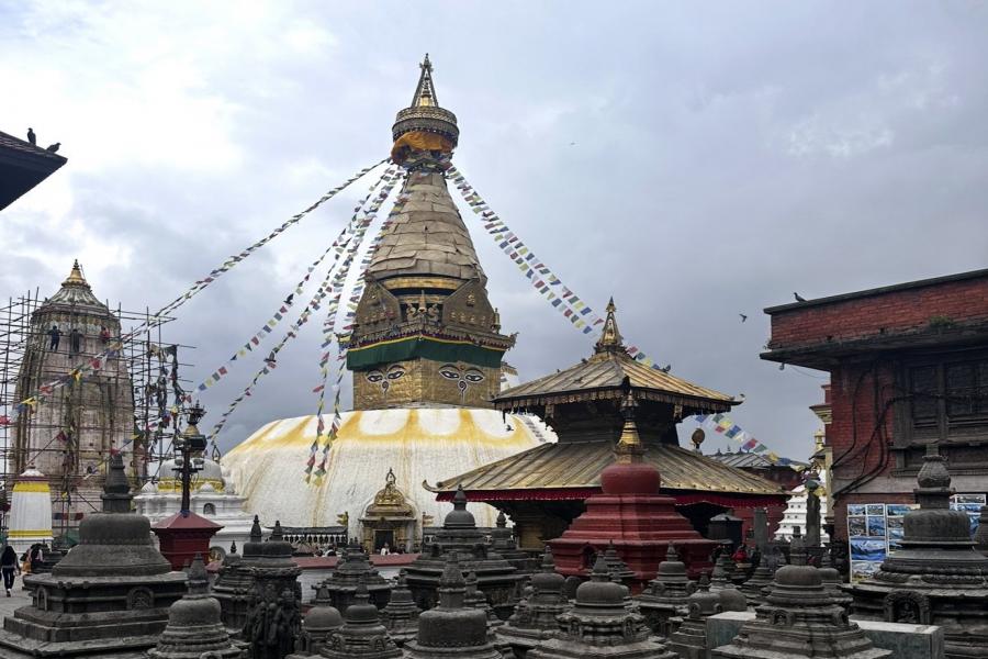 カトマンズーチトワンーポカラツアー９日間